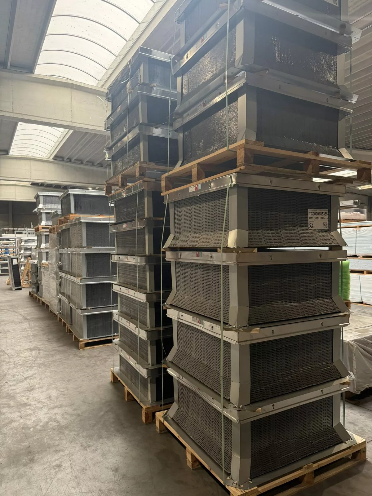 Lanterneaux Bluetek en stock au dépôt
